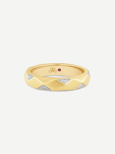 Signature Diamond Ring – Yellow Gold