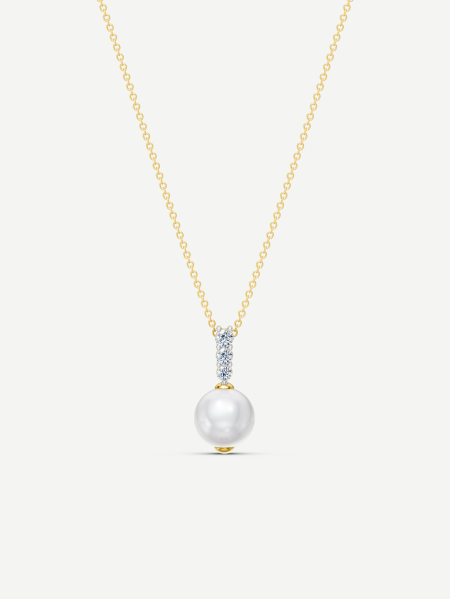 Pearl Pendant with Diamonds – Yellow Gold
