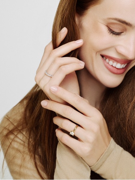 Diamond Ring – Yellow Gold