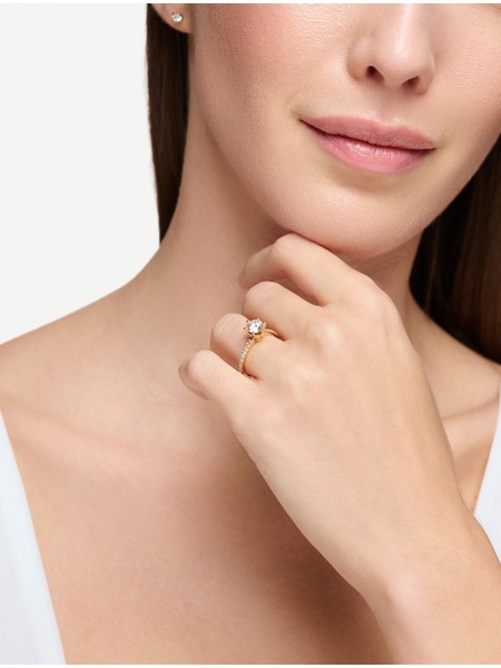 Diamond Ring – Yellow Gold
