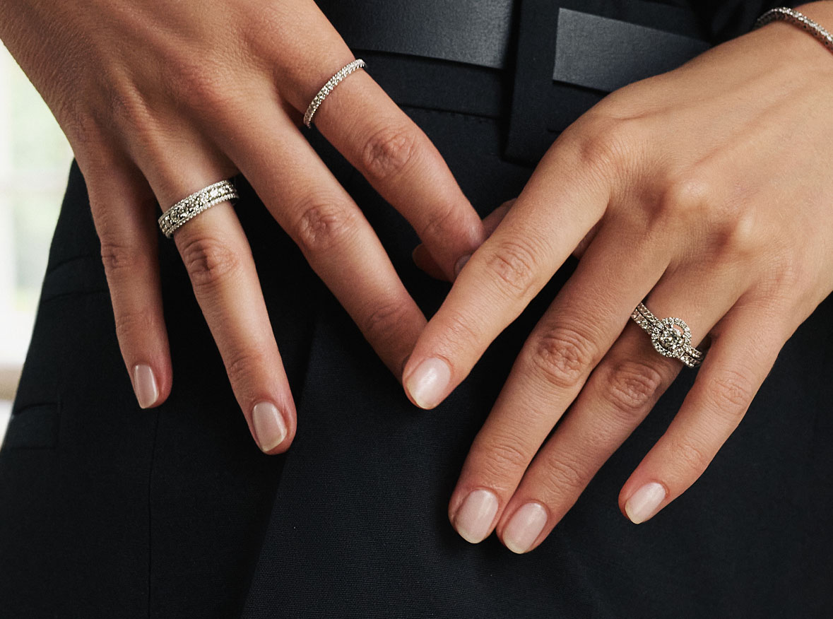 ziedai-su-centriniu-deimantu-marry-me-1